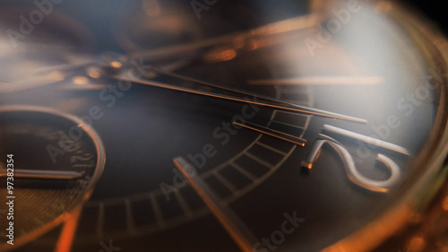 Cuadros en Lienzo Beautiful ladies golden watch, arrow points at twelve o`clock, large depth of field effect