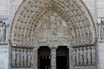 Wall Mural -  Paris, Notre Dame Cathedral - Central portal of the west front, depicting the Last Judgment