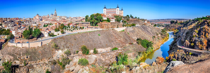 Wall Mural - Toledo and Tejo River, Castilla, Spain