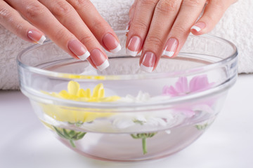 Fotomurales - Beautiful manicure in the spa.