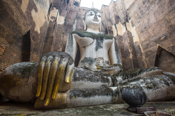 Wall Mural - Sukothai historical park, Unesco world heritage, Thailand.