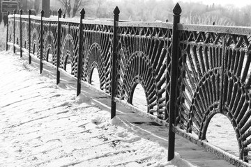 Sticker - Park in winter black and white