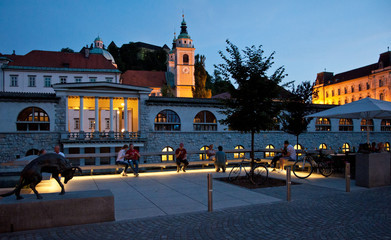 Wall Mural - Old town of Ljubljana at night