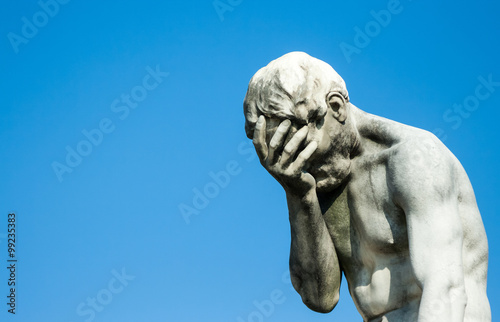 Fotomural Cain statue in Tuileries Garden in Paris