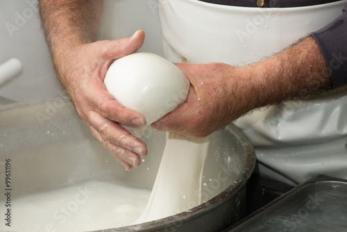 Fotomural preparation of mozzarella in a dairy