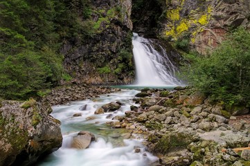 Canvas Print - Reinfall - waterfall Reinfall 01