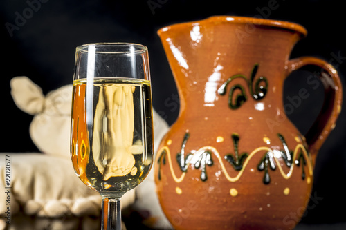 Fotomural Glass of fino sherry. Manzanilla wine