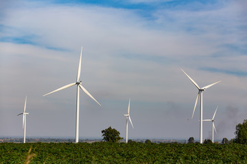 Wind turbine power generator