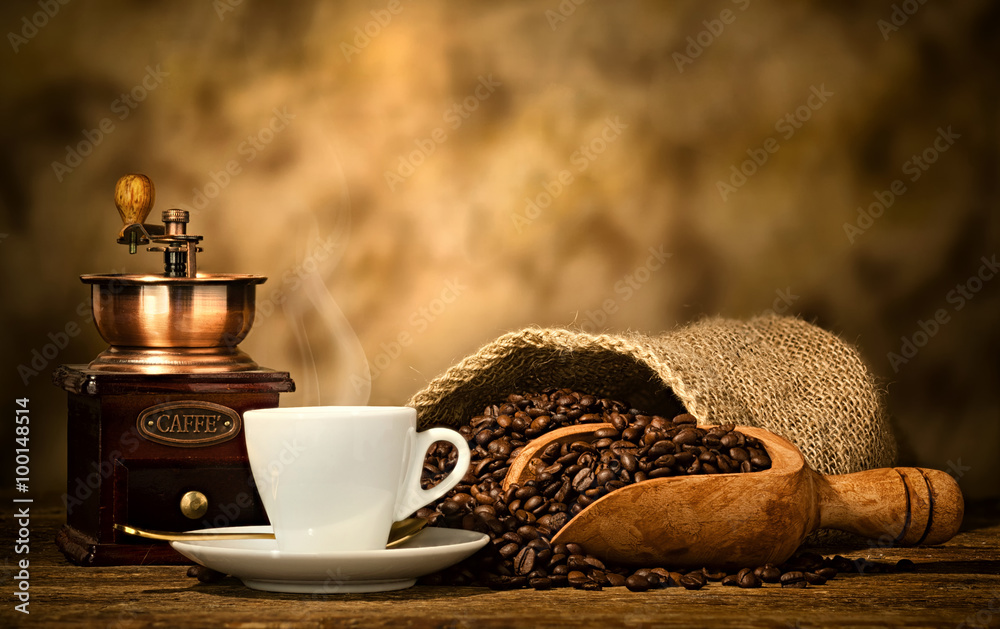 Espresso coffee with old coffee grinder - obrazy, fototapety, plakaty 