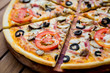 © romaset - Large pizza