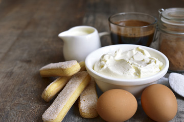 Ingredients for making tiramisu.