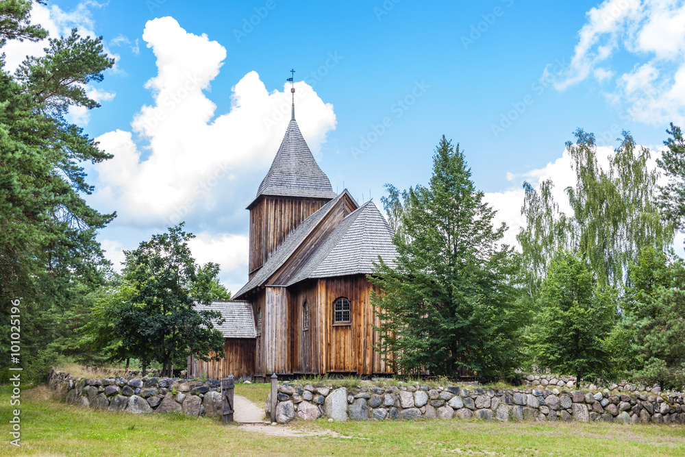 wooden church, Kaszubski ethnographic park in Wdzydzki Park Kraj - obrazy, fototapety, plakaty 