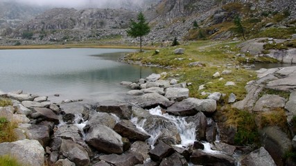 Poster - Cornisello See und Wasserfall vid 01