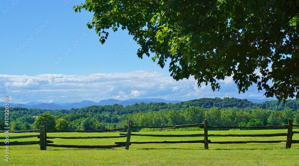  Scenic view of rural Vermont country landscape - obrazy, fototapety, plakaty 