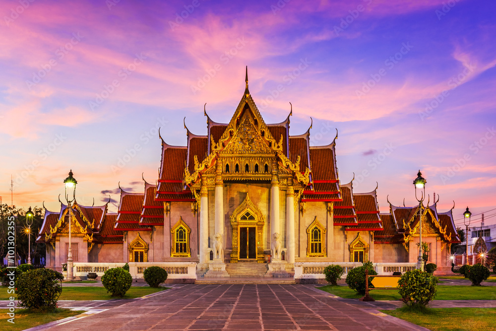 Bangkok, Thailand. Wat Benchamabopit ( Marble temple) - obrazy, fototapety, plakaty 