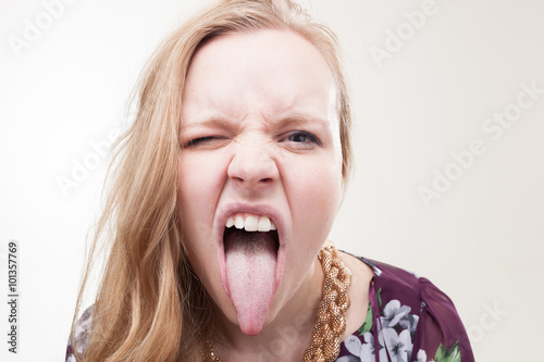 Frau Streckt Zunge Raus Buy This Stock Photo And Explore Similar Images At Adobe Stock Adobe Stock