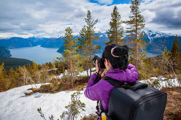 Wall Mural - Nature photographer