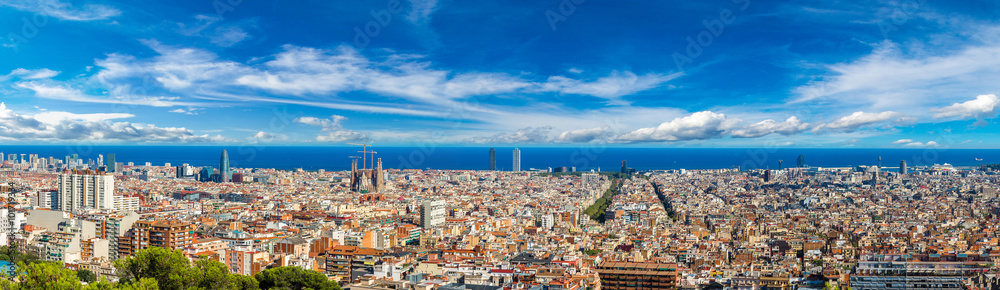 Panoramic view of Barcelona - obrazy, fototapety, plakaty 