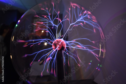 Fotografía Tesla coil - physics experiment for children