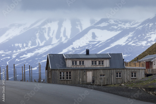 zobacz-ponad-longyearbyen-svalbard-norwegia
