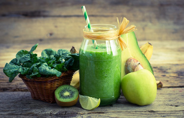 Fresh and healthy green smoothie 