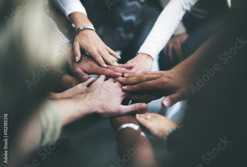 Foto Teamwork Join Hände unterstützen gemeinsam Konzept