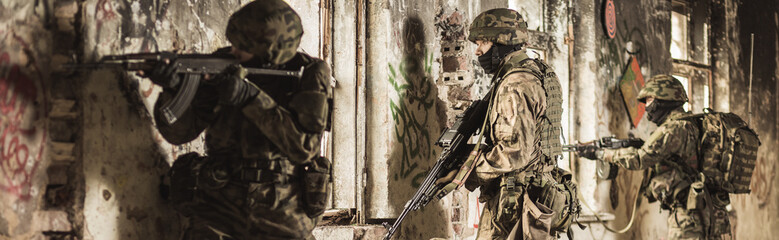 Wall Mural - Special forces soldier