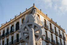 Statue Am Hafen Von Ibiza Stadt 2