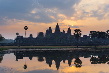 Wall Mural - Sunset at Angkor Wat