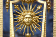 Le Roi soleil / Grille du château de Versailles