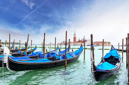 Naklejka na meble Moored gondolas