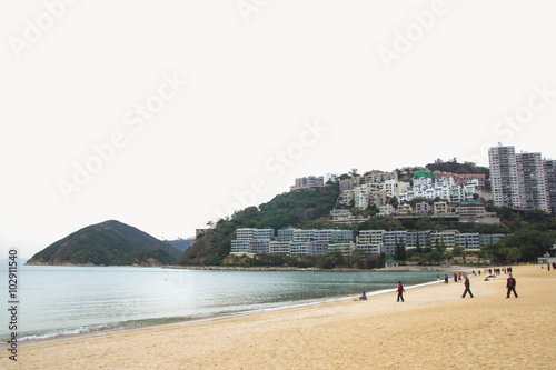 Fotografija Repulse Bay, is a bay in the southern part of Hong Kong Island and nearly Kwun Yim Shrine is a Taoist shrine at the southeastern end of Repulse Bay