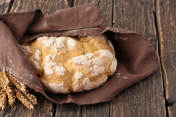 Aufkleber - Fresh loaf of homemade bread wrapped in fabric
