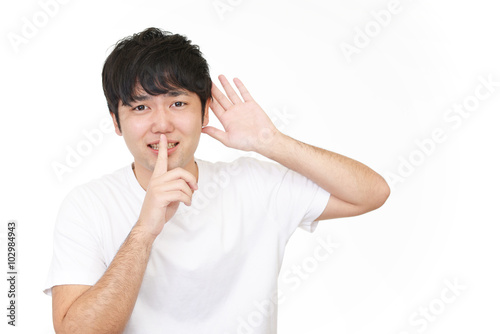 唇に指を当てる男性 Adobe Stock でこのストック画像を購入して 類似の画像をさらに検索 Adobe Stock 唇に指を当てる男性 Adobe Stock でこのストック画像を購入して 類似の画像をさらに検索 Adobe Stock