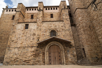 Wall Mural - Tremp (Catalunya), medieval church