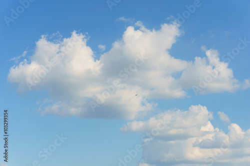 Obraz w ramie Blue sky with clouds background