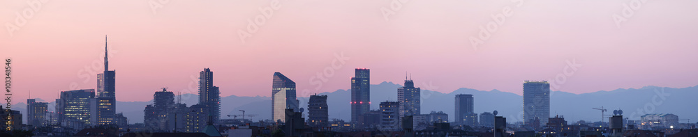 Sky line Milano al tramonto - obrazy, fototapety, plakaty 