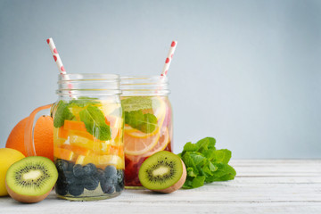 Sticker - Detox drinks with fresh fruits