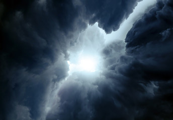 Wall Mural - dramatic cloud background