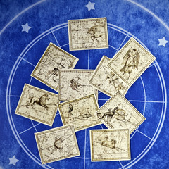 Wall Mural - classic cards with all signs of the zodiac placed in a circle