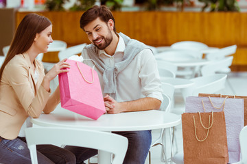 Poster - Couple doing shopping