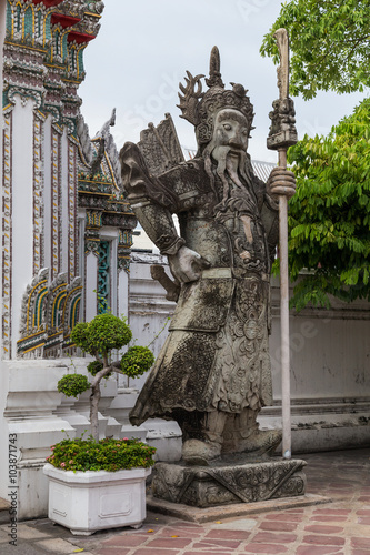 Fotomural Statue at Wat Pho, Bangkok, Thailand