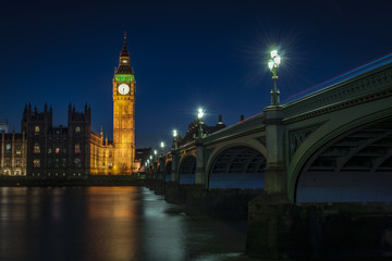 Wall Mural - Big Ben and the Houses of Parliament at night in London, England