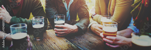 Fotografía Diverse People Friends Hanging Out Drinking Concept
