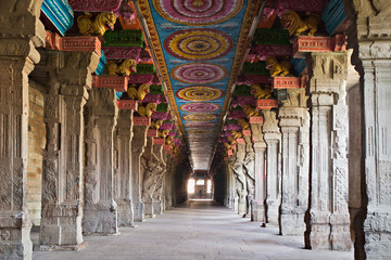 Wall Mural - Inside Meenakshi temple