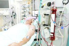 Patient On Hemodialisis In Intensive Care Unit