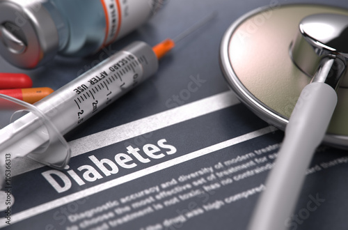 Fotografía Diabetes - Medical Concept on Grey Background with Blurred Text and Composition of Pills, Syringe and Stethoscope