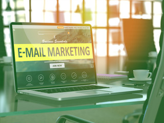 Poster - e-mail marketing concept - closeup on laptop screen in modern office workplace. toned image with sel