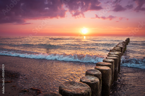Sonnenuntergang am Strand Fototapete