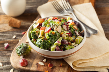 Canvas Print - Homemade Green Broccoli Salad